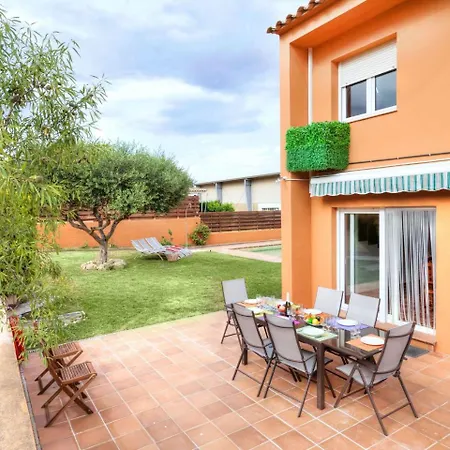 Holiday home Holiday Chari *