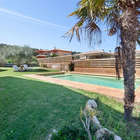 Holiday home Holiday Chari Montras