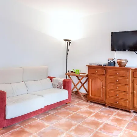 Holiday home Holiday Chari Montras